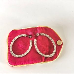 Sterling Silver Oval Earring with Pouch